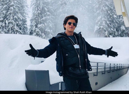 Shah Rukh Khan becomes 4th richest actor beating Tom Cruise!
