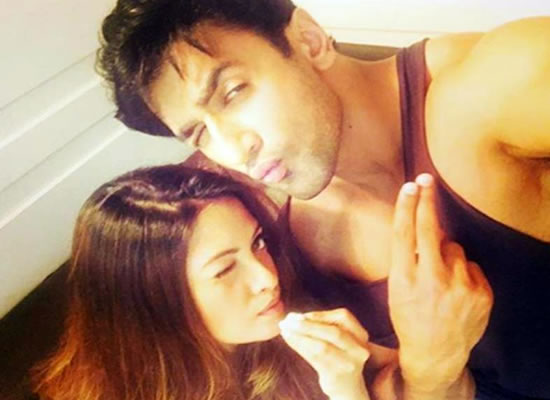 Nishant Malkani rejects the reports of being sexually harassed by Riya Sen!