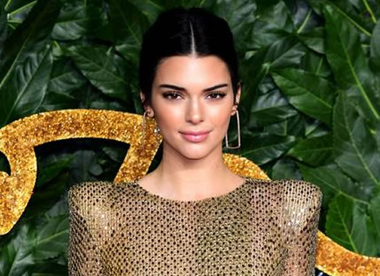 Kendall Jenner opens up about her struggle with acne!