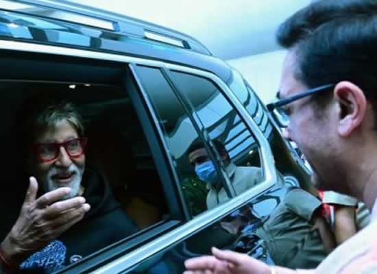 Big B to share a loveable pic of his meeting with 'legendary friend' Aamir Khan!